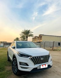 توسان 2020 خليجي السياره مكفوله كفاله عامه السياره فول مواصفات عده الف...