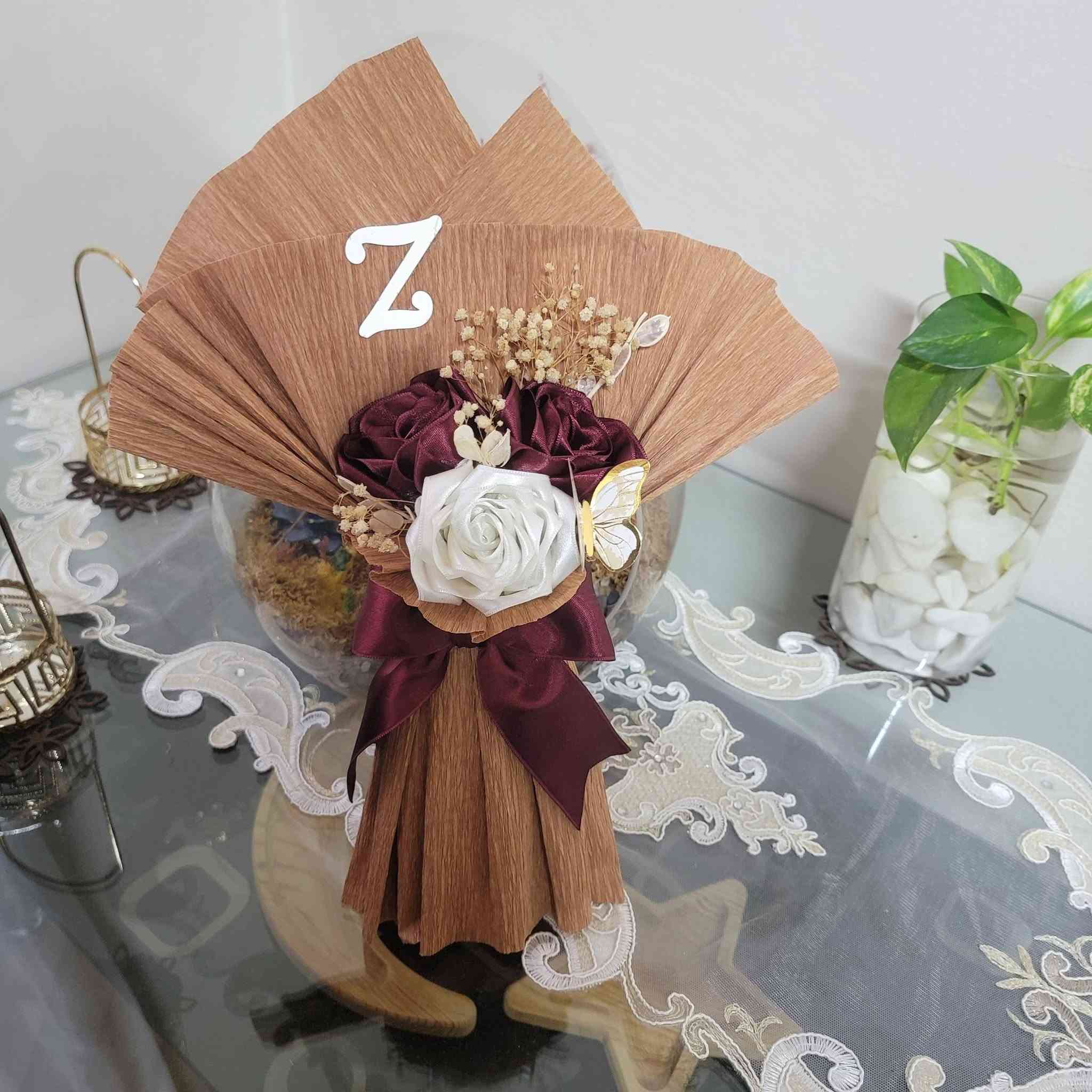 بوكيهات ورد ساتان لطيفة و ناعمة و بتكلفة بسيطة جدا 💐
اي تصميم حبيتوا اكتر ؟! اكتبولي بالتعليقات 😉
#بوكيه #ورد #ساتان #توزيعات #هدايا #هدية #أعياد #عيد #مناسبة #مناسبات #إكسبلورر #فولو 

Beautiful and elegant satin rose bouquets at a very affordable price 💐 Which design did you like best?! Let me know in the comments 😉 #bouquet #roses #satin #favors #gifts #gift #holidays #holiday #occasion #occasions #explore #follow


**إذا كنت صاحب هذا الإعلان وتريد حذفه لأي سبب، رجاءا أرسل رسالة إلى الدعم الفني**