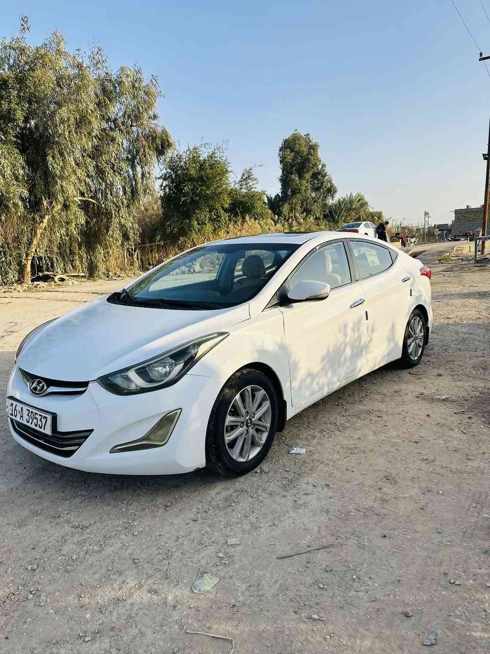 سلام عليكم الانترى 
2016 خليجي فول عده البصمه مكينه وكير نضيفات وحداديه مراوس ب اوبتيما خصوصي مو تكسي مكاني ديوانيه دغاره *********** .
