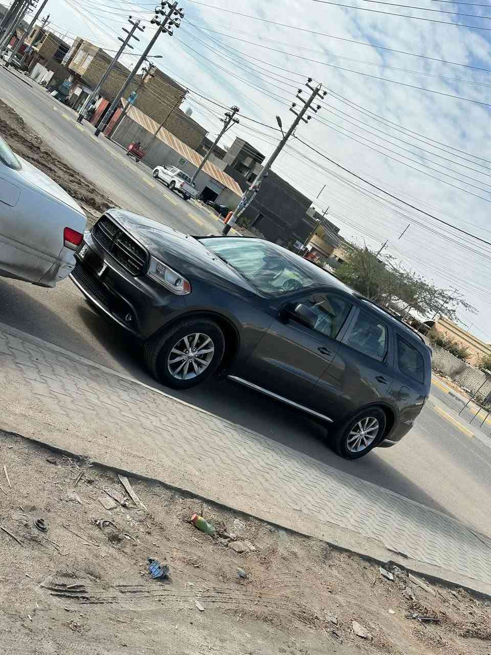 دوج دورنكو  2014  بصره بسمي رقم انگليزي المداوره بعد البيع 
تو  ويل  لون  رصاصي غير  محدد محرك 3600  كشن كهرباء شاشه كبيره كامرا دواره تحكمات تبريد تدفئه كشنات منفصله طي تكاية الرئس للكشنات الخلفيه كهرباء السياره ما ناقصة شي من الدعاميه للدعاميه من حداده كهربائيات بصمه ترحيب  مراح تفرق بينها وبين 2019 الي بلونها  حادثها جاملغ وبنيد وبيها صبغ  الصفحه اليمنى كلير من امريكا  والجهه اليسرى فقط جاملغ والي تكون من نصيبه ان شاء الله يدعيلي السعر 183 بيها مجال حق الجيه تلفون
***********
بي وات ساب

مكاني  بصره قظاء المدينه
ملاحظه
باتري ماليزي جديد تايرات جدد كومهو كوري
دبلات خلفي امامي جدد
اذانات محرك جدد موبر وكاله
ربل 
عبوه  فيت بم وكاله 
ولف حماوه موبر جديد
راديتر  جديد خطين 
تخم بلكات  جانبيون مع سيرفس غرفة احتراق 
جامه جديده اصليه 
وهواي  شغلات مجاي اذكرهن .
