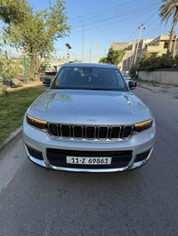 السلام عليكم  جيب كراند شيروكي ٢٠٢٣ L مكينة 6 سلندر 3600 بدون حادث بدو...
