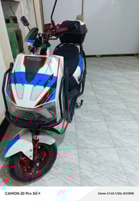 للبيع السلام عليكم سنكس جديده موديل 2025  بطاريتهه تاخذهه ع فحص يلا اب...