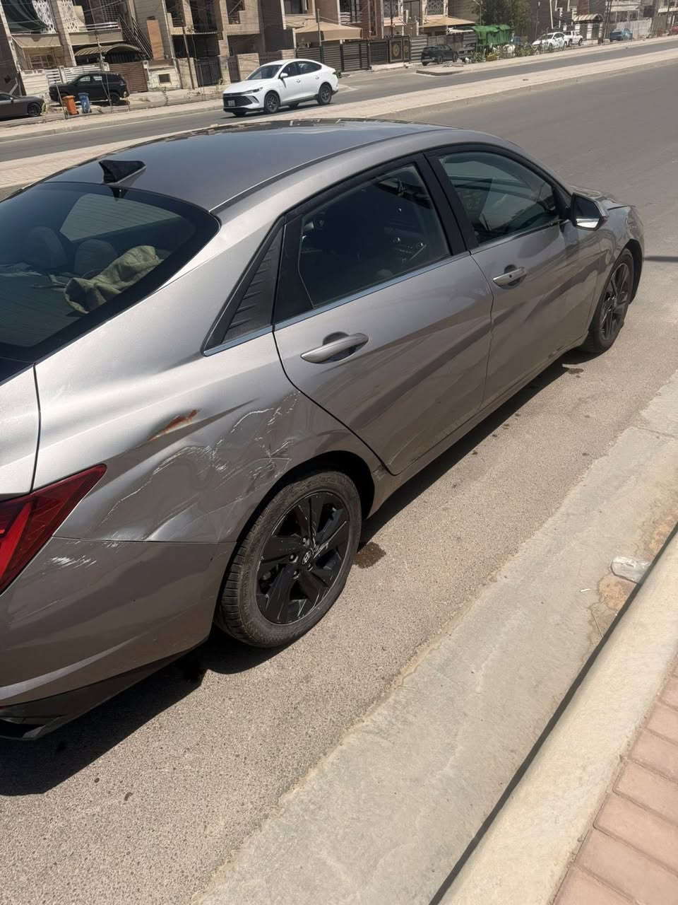 النتوا هايبرد 
2023 
وارد امريكي الضرر جاملغ وبنيد بدون اي دواخل 
بلعراق انضرب الجاملغ الخلفي 
السياره فول عدا الفتحه 
لل استفسار 
***********
السعر 
150 وبيها مجال
