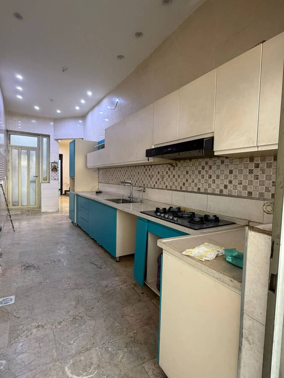 للايجار في السيديه
دار سكن 150 متر موقع مميز 

يحتوي على :. 

5 غرف نوم _صاله _مطبخ _خدمات _كراج 

مبلغ الايجار :. 1.500  قابل للتفاوض 

للاستفسار اكثر الاتصال على الارقام التاليه ؛.

***********

***********

او زياره موقع الشركة 📍

السيدية الضباط مجاور افران الزيتون 2 

#شركه_الاعمار_الهندسي_للاستثمار_والتطوير_العقاري.
