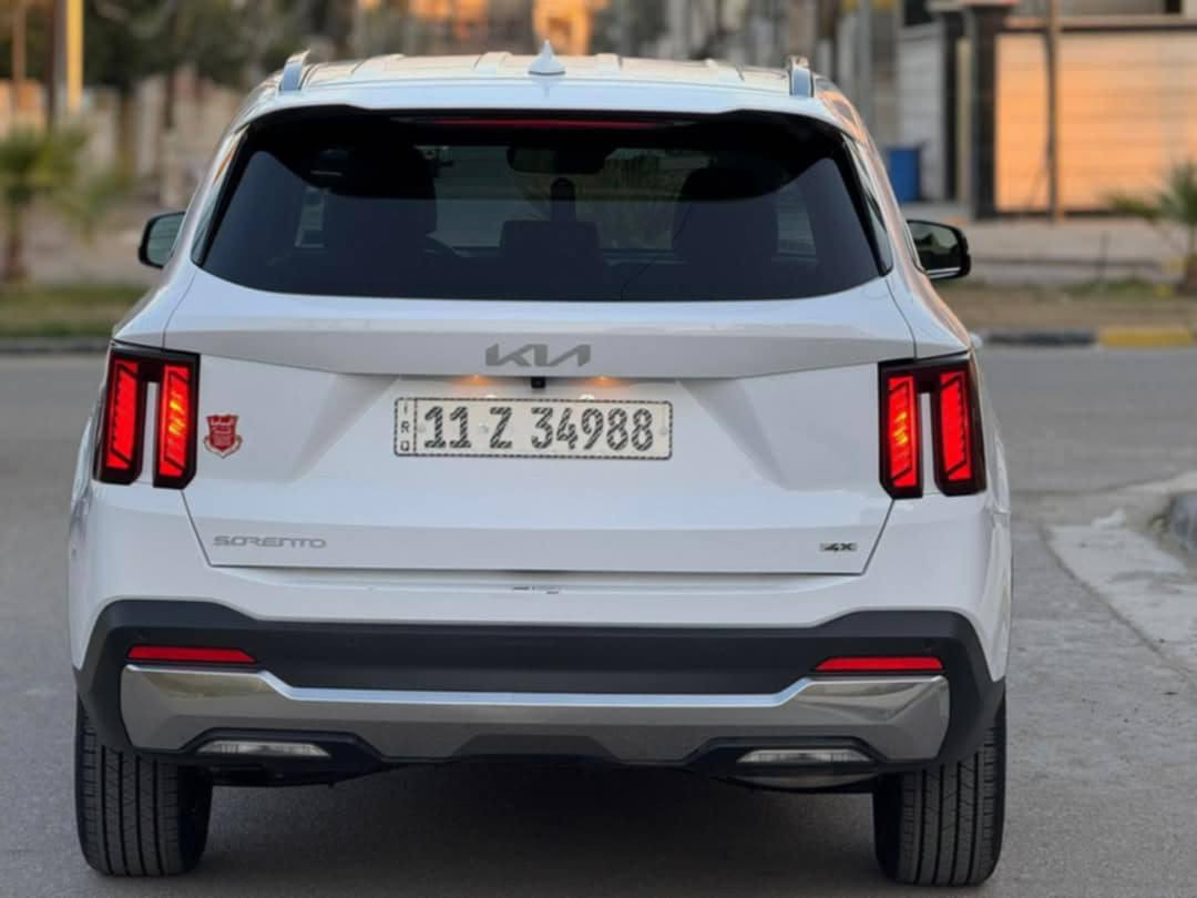 سلام عليكم سورنتو 24وارد مركي ماشي 7الف  حادث دعاميه أمامي فقط نفسه تحديد مسار كشنات جلد كهربايه  بصمه بصمه بواب رقم بغداد   مكاني بغداد الدورة رقمي. سعر 275 محرك 4 ***********///***********
