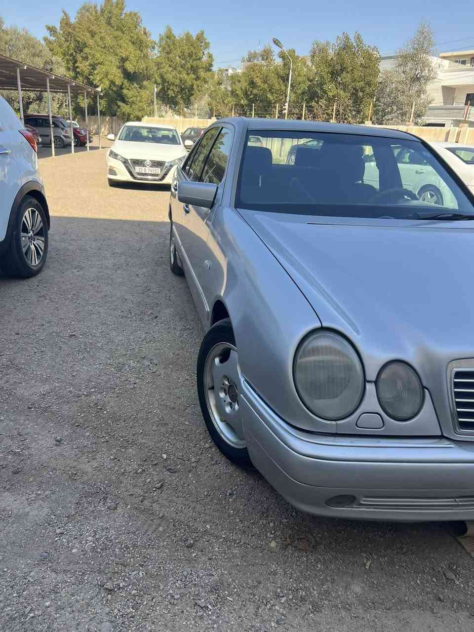 موديل 96 للبيع بدون حادث فقط صبغات محرك 320 خراطيم بحالة جيدة كير تبريد كهربائيات كله شغالة تخم تاير قبل شهر باسمي مواصفات معروفه كشن ذاكرة وتدفئة تبريد قطعتين شاشة اعطال مانع تزحلق بردة خلفية  المكان حي البنوك*********** السعر78
