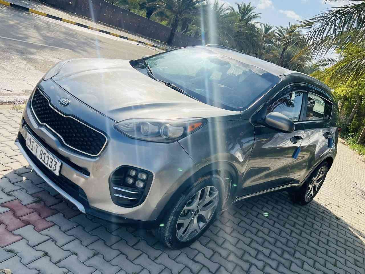 ‏Kia سبورت موديل 2017 مكينة وكير  وحداديه  وصدر وتبريد كفالة وارد أمريكي حادث بنيد   رقم بغداد تحويل مباشر السعر 118 وبيه مجال بسيط
ماشيه 120 ملاحضه سياره  بيه مكانت صبغ  بيه حزام
 ‭0777 657 4520‬  

￼
