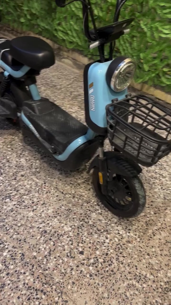 جديده مستعمله سبوع كلشي شغال بيهة
*********** سعر ٢٥٠
