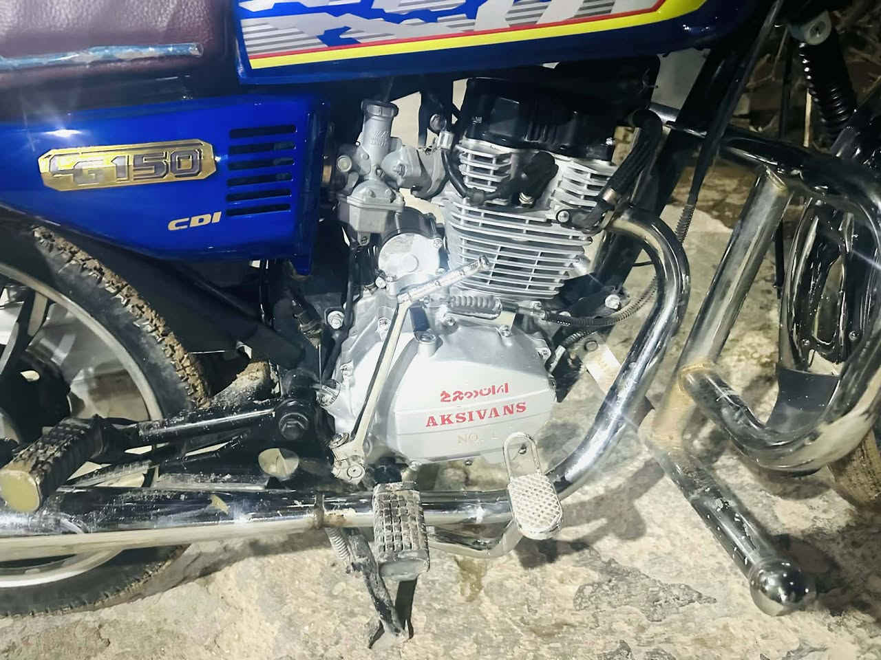 متاح دراجه موديل 23. نضيف وكامل شراي له شوف ولفحص بصمات سويجات اوراق 
مكان. دراجه القائم حصيبه سعر 650 وبيها مجال 
***********
