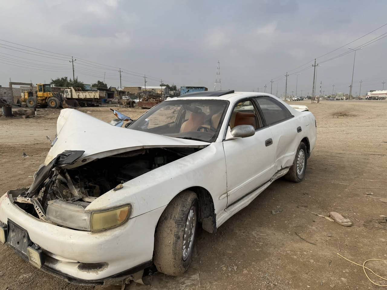 سيارة شيزر للبيع…
هاذة حادثة كدامكم
للتواصل  ***********
