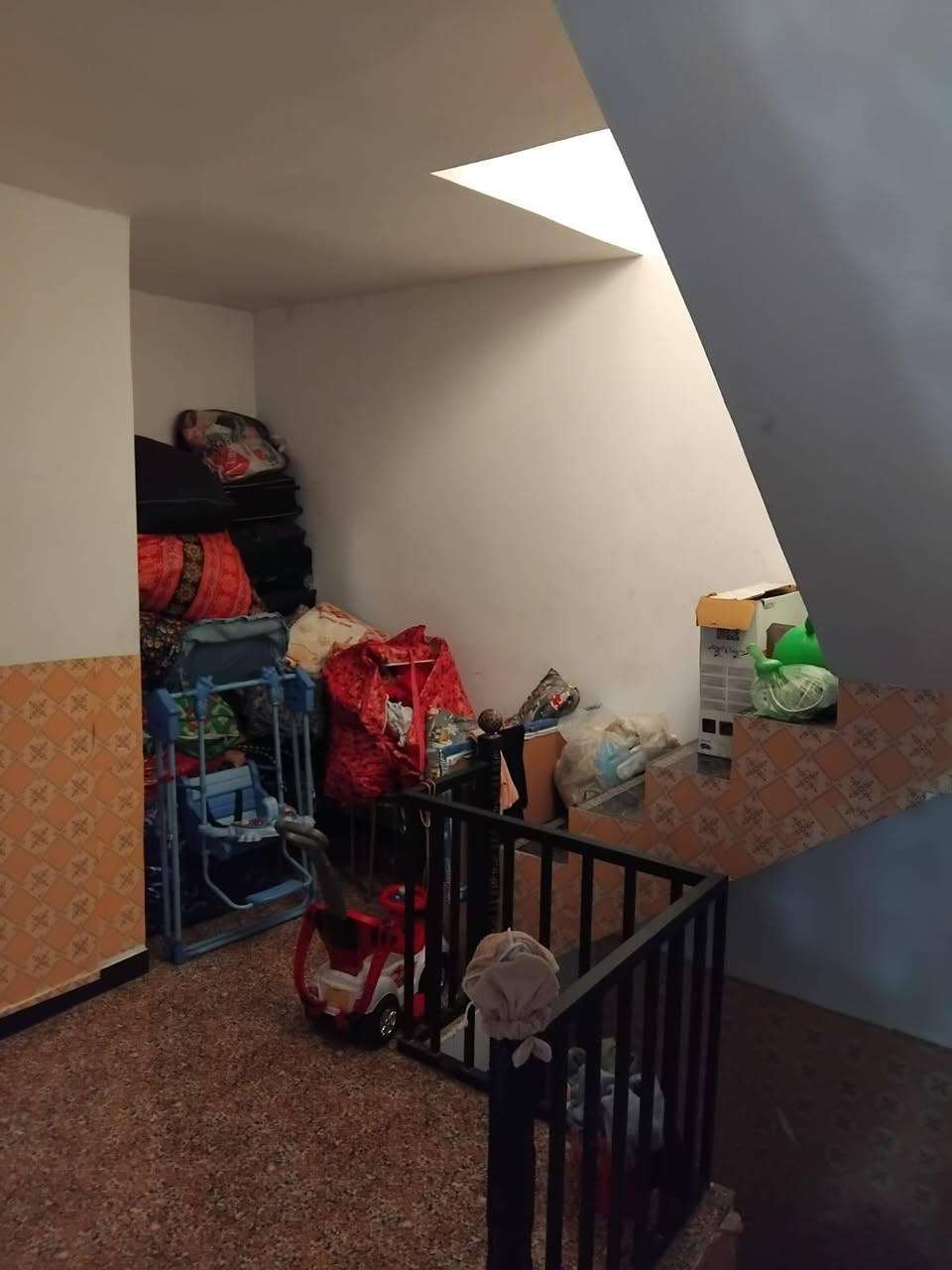 اسلام عليكم ورحمة الله

يسر مكتب المحمود للعقار 🏡🏡

عن توفر دار سكن للبيع ملك صرف طابو
☝️☝️☝️☝️☝️☝️☝️☝️☝️☝️☝️☝️☝️
في منطقة سويب شارع الكيات التجاري

مساحة ٧٢ متر طابو ملك صرف

٢ نوم _ صاله _مطبخ _خدمات _مدخلين

 جانبي _مجاري _تبليط _ماء _كهرباء

السعر ١١٠ مليون مع المجال مع صاحب العقار
مكتب المحمود للعقار ابو حسين *********** بي واتساب
