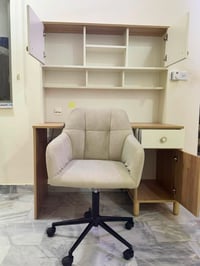 مكتبه دراسة • جربايه ام نفرين • مرايا كبيره