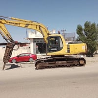 حفارة • كوماتسو • موديل ٢٠٠٠`,`أربيل`,