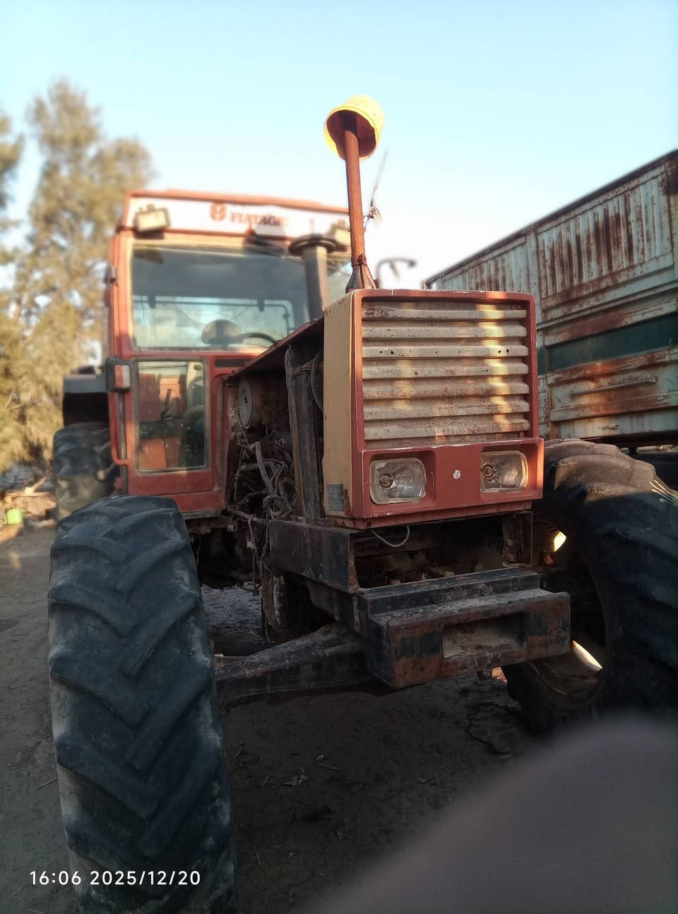 السلام عليكم
للبيع ساحبه فيات حجم 115 رقم سنويه جهاز للعمل المكان بابل الرقم للاستفسار 
***********
