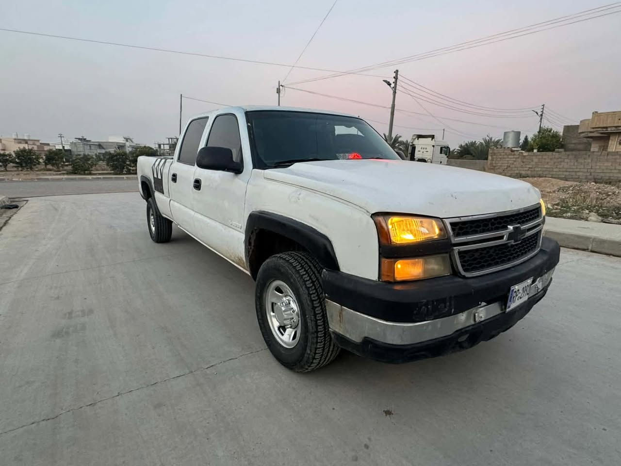 سلام عليكم سلفادور مال مزاد مديل 2006 مكينه او كير بلادي مكفول سيارة جاهزة اي نقص مآبيه سعره 40 بيه مجال مكان ديالى خانقين رقم هاتف ***********
