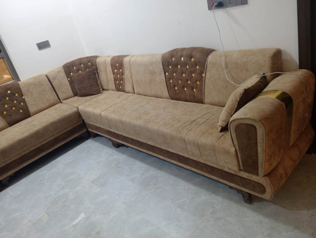 تخم نظيف للبيع العنوان بعقوبة قرب مدرسة الفضيلة


**إذا كنت صاحب هذا الإعلان وتريد حذفه لأي سبب، رجاءا أرسل رسالة إلى الدعم الفني**