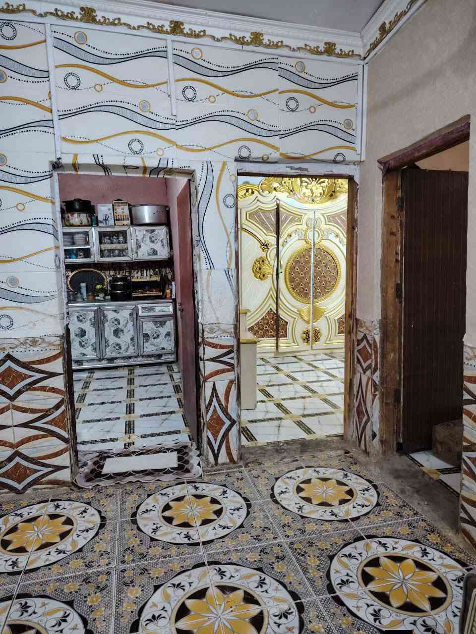 للبيع بيت زراعي بحي الفلاح مساحه 150 م / غرفتين وصاله ومطبخ وديوانيه وصحيات/ خدمات كامله/ الاستفسار/ *********** بي واتساب
