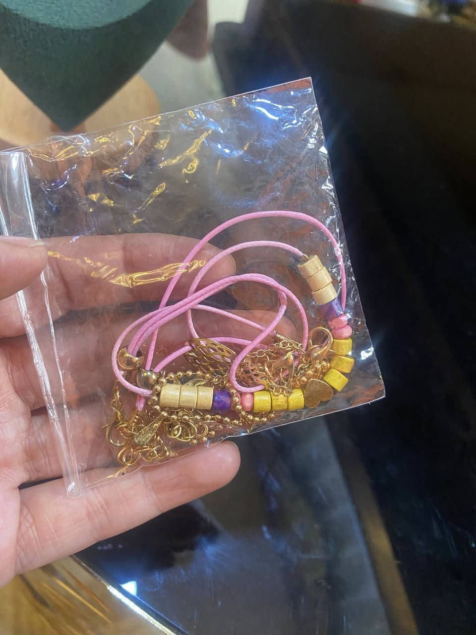 حبشكلان مشكله مكياج عنايه اكسسوارات اسعار جدا مناسبه 
@إشارة


**إذا كنت صاحب هذا الإعلان وتريد حذفه لأي سبب، رجاءا أرسل رسالة إلى الدعم الفني**