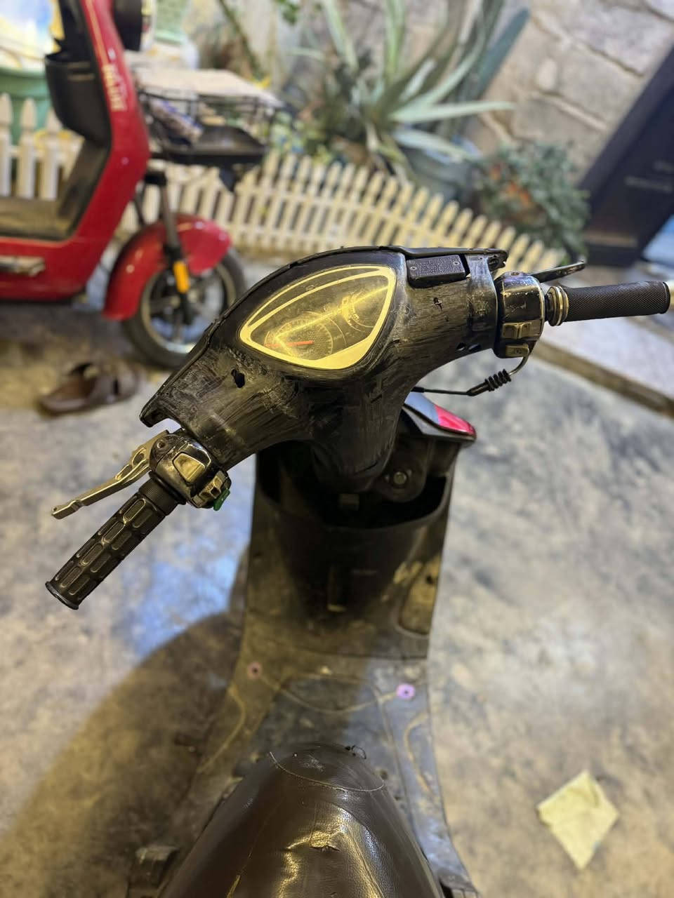 سلام عليكم دراجه للبيع ماكس عدله بلادي صالنصه fm سلف هندر شغال بس نقصه باتري و قمجي مال عداد السعر 450 و بيه مجال حك الجيه مكاني بغداد حي المكاسب *********** موجود واتساب
