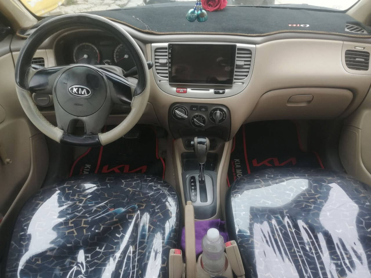 السلام عليكم
🚗 كياريو2012للبيع
مابيها ضرر          محرك14
سنوية 2026.      رقم نجف
هيئة460عل شاري     كاربون ببها
شرط التحويل
سعر:85
*********** اسيا
