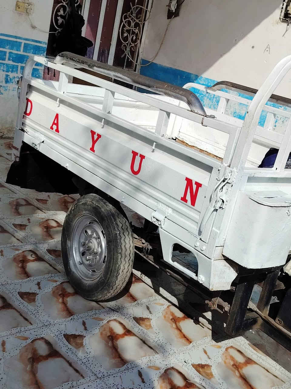 السلام عليكم ستوته لبيع موديل 2014 اوراق بس ناقصات ستوته نضيفه محرك جديد كهربايات شغاله الستوته غراضها كلهه جدد نكر سلف السعر  900  وبيها مجال للشرايه العنوان الدوايه للستفسار خاص


**إذا كنت صاحب هذا الإعلان وتريد حذفه لأي سبب، رجاءا أرسل رسالة إلى الدعم الفني**