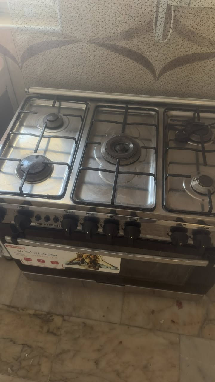غراض مطبخ +سرير نفرين ومندر للبيع للستفسار ***********
