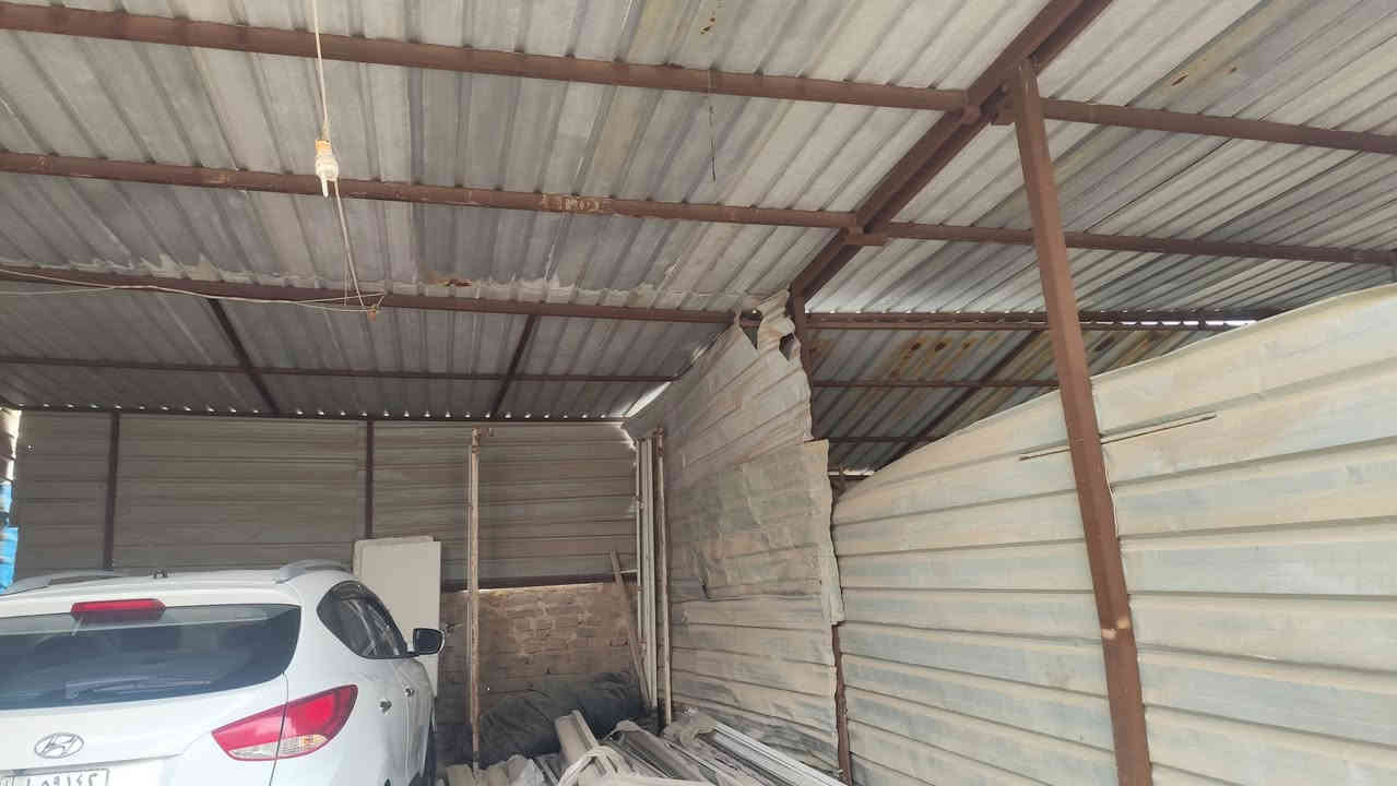 السلام عليكم سقايف للبيع حلة وردية خارج ***********
