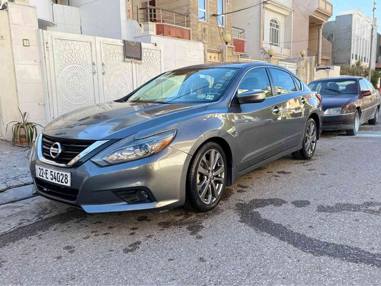 ئالتیما 2018  SR  SPECIAL
گێر و مەكینە  بەردی گزۆز  هەمووی بەشەرت 

مواسفات SR. SPECIAL 
بسمە و شغال 
كوشن جلد و خەت شین هیتەر 
شاشە گەورە GPS 
گێر لەسوكان  تەنها سلایت نیە 

بۆنیت سبوغە بەبێ ناوگرتن یەك جێ كارتی بچوكی هەیە 

سیارەكە زۆر خاوێنە ٥٦ هەزار حقیقی رۆشتوە 

رەقم و سنوی نوێیە بەناوكردن بەشەرت 

سعری 130 كەمێك مەجال 

0.7.5.0.4.6.9.4.9.4.1.  واتساب و فايبر أربيل, العراق
