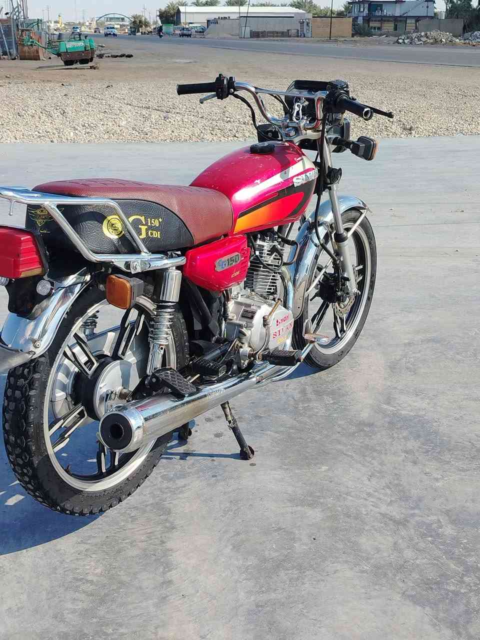 السلام عليكم سيفان 22 شكل 23 دراجة بلاديه كامله اي نقص مابيه عنوان ديالى كنعان باقي التفاصيل خاص او تصال على رقم ***********⁩
