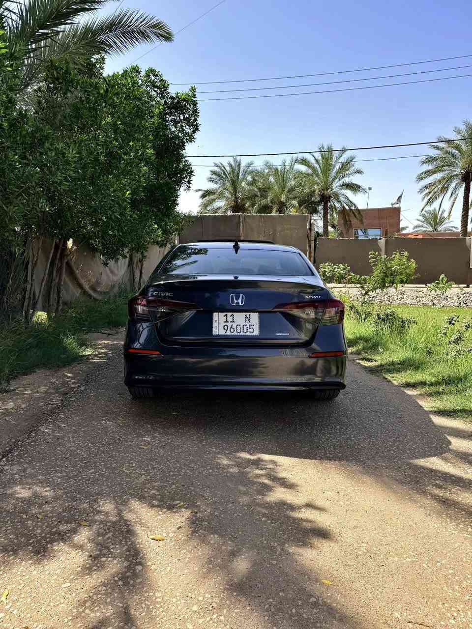 السلام عليكم 🚗
For Sale: 2025 Honda Civic Sport Hybrid — Sport Hybrid

محرك Hybrid سعة 2.0 لتر• قوة 200 حصان• عزم ممتاز واستجابة قوية• ناقل حركة E-CVT• نظام دفع أمامي FWD• صرفية اقتصادية جدًا مع أداء رياضي

⸻

🛋️ الداخلية والراحة• شاشة ترفيه حديثة• Apple CarPlay + Android Auto• تشغيل بصمة• فتحة سقف كهربائية• مقاعد رياضية مريحة• مكيف Dual Zone• شاشة عدادات رقمية• USB-C + نظام صوت ممتاز• خامات داخلية مرتبة وعصرية

⸻

🛣️ الشكل الخارجي• فئة Sport Hybrid• جنوط رياضية 18 إنش• إضاءات LED كاملة• تصميم رياضي شبابي وأنيق• لمسات سوداء سبورت

⸻

🧠 الأمان والتقنيات• Honda Sensing• مثبت سرعة ذكي• Lane Assist• مراقبة النقطة العمياء• كاميرا خلفية• أنظمة أمان متكاملة

⸻

• سيارة عملية جدًا ومناسبة للاستخدام اليومي والسفر• تجمع بين القوة، الصرفية، والتكنولوجيا• سواقة هادئة وثبات ممتاز

⸻

السيارة بحالة ممتازة جدًاجاهزة للفحص وما تحتاج أي صرف

💰 السعر:142
📍 الموقع:بابل
📞 للتواصل:***********
