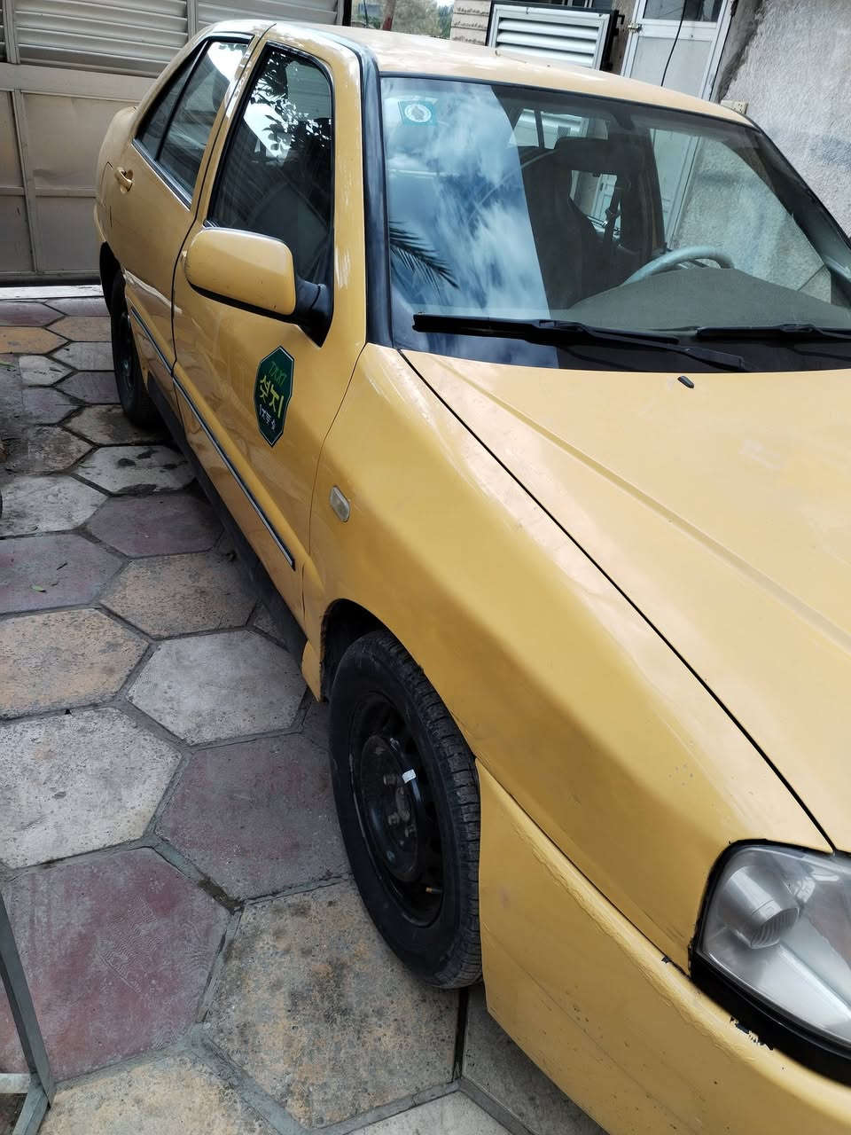 شيري كوين ٢٠١١ مكينة جديدة بسااتم سيفية كير جديد تبريد شغال غرفة جديدة مصفرة هيئة وغرامات تحويل ثاني يوم كهربائيات كلهة شغالة تخم تاير رايدهة ٢٦ وبيهة مجال مكانهة صليخ ***********
