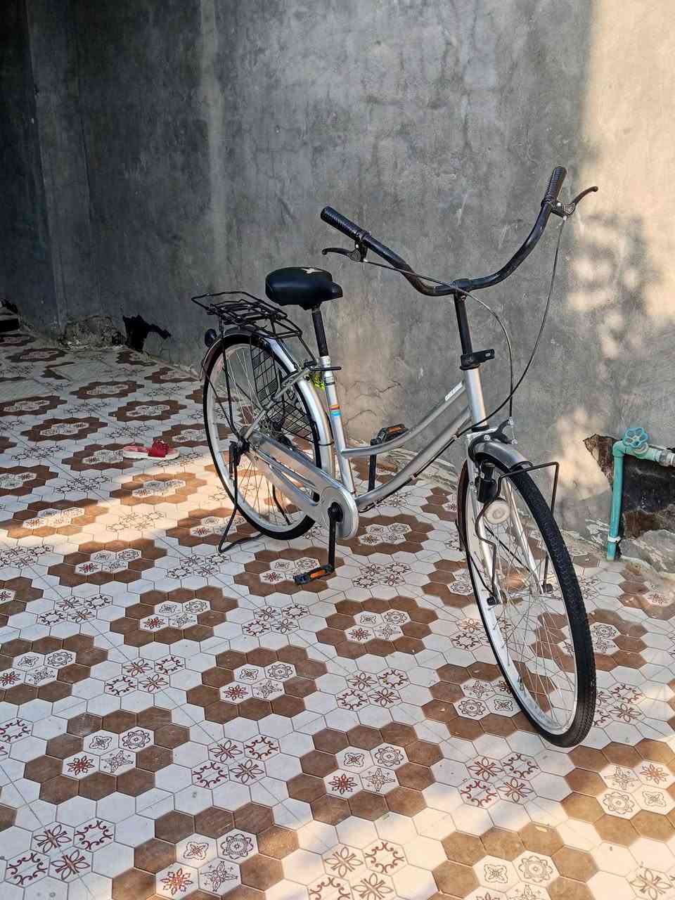 السلام عليكم شباب هذا البايسكل للبيع السعر 125وبي مجال المكان بابل شارع 80 جهة النجف  النظافة 90% الرقم***********
