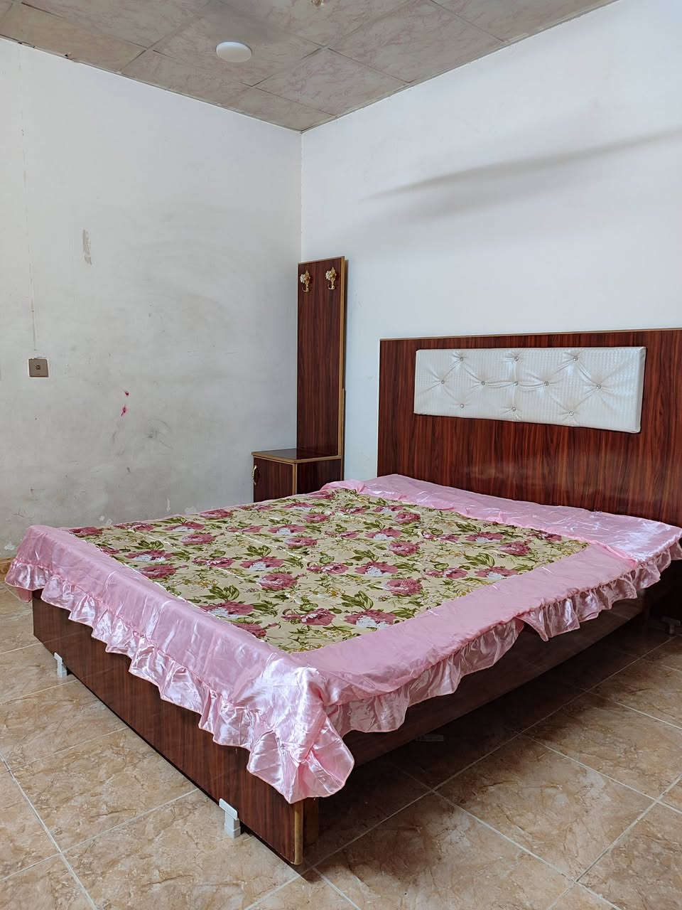 سعر 350
وبيها مجال للإستفسار الاتصال على الرقم +964 771 370 6447


**إذا كنت صاحب هذا الإعلان وتريد حذفه لأي سبب، رجاءا أرسل رسالة إلى الدعم الفني**