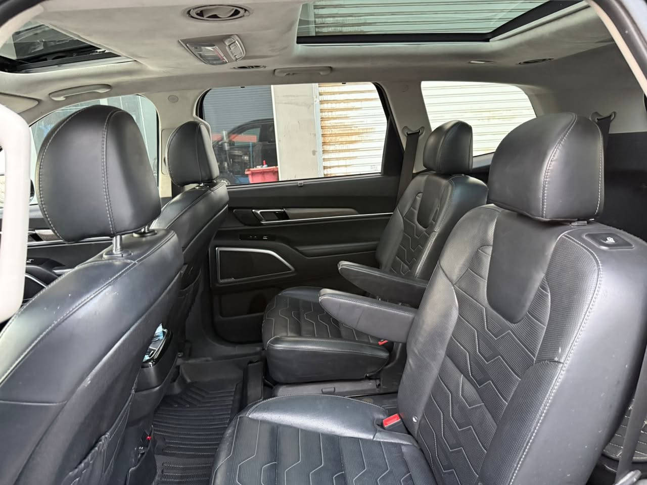 2021 KIA TELLURIDE SX

‎كيا تلورايد  SX 2021 

                                                                     رقم دهوك
‎اعلى فئة فول الفول
                                بيها صبغ الباب و الدائر الخلفي فقط
‎بدون ايرباك  ( جميع الايرباكات سليمة ) بدون دواخل 
‎شواصي لغود كفالة عامة
‎فول مواصفات 
‎بانوراما +فتحة 
‎كشنات جلد كهرباء تدفئة تبريد 
‎كشنات خلفية منفصلة Vip
‎شاشة كبيرة 
‎4 كامرات جانبية وخلفية وامامية 
‎مري شفط 
‎مري قلابة 
‎شاشة دجتل كبيرة 
‎5 وضعيات قيادة 
‎حساسات امامي خلفي 
‎رادارات 360 درجة 
‎رادار امامي تفاعلي 
‎نظام تحديد مسار 
‎نظام نقطة عمياء 
‎اوتو هولد 
‎سايد بريك بصمة 
‎شحن لاسلكي 
‎نظام ابل كاربلي 
‎7 مداخل USB
‎تحكمات ستيرن 
‎لدات داخلية محيطية كل ألوان تتغير بلادية 
‎بردات خلفية 
‎نظام تبريد مناخ منفصل 
‎تبريد مركزي 
‎لايت 4 عدسات اوتو 
‎نظام محافظة عل طفل مايفتح باب خلفي حال عبور سيارة 
‎صندوق كهرباء شفط 
‎نظام اوامر صوتية 
‎ويل حجم 20 
‎محرك 3.8 
‎كير 8 
‎وبعد بيهة هواي مواصفات
للاستفسار اتصل عل ارقام
*********** واتساب
***********
