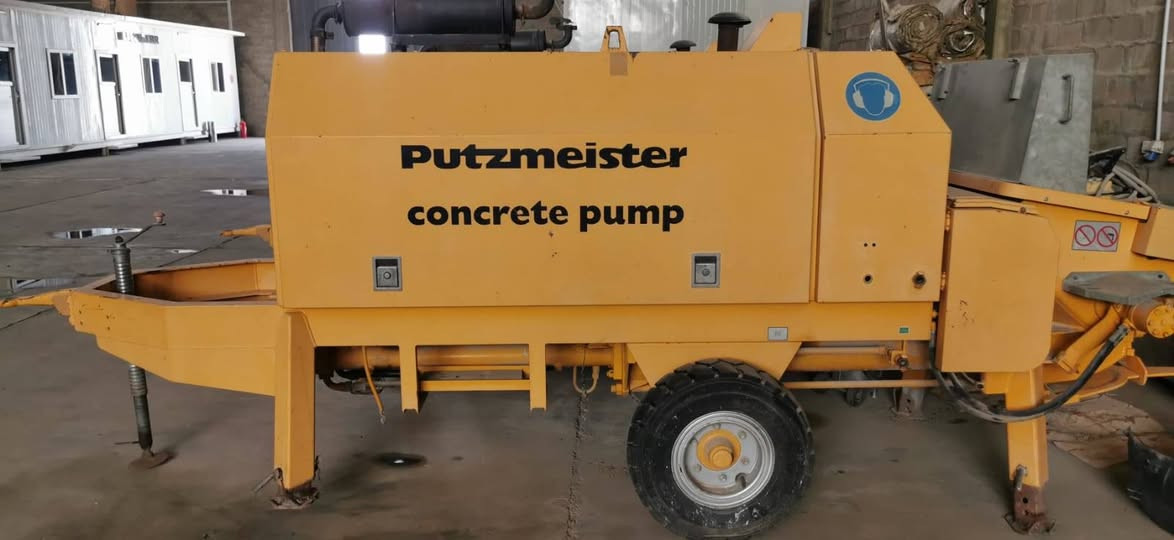 سلام عليكم اقرا المنشور زين وكل التفاصيل .....بمب صبة للدور الكبيرة او العمارات او الارصفة منشأة الماني
جديد مامشتغل بالعراق قوة الضغط لخليط الصب بارتفاع عمودي 90 متر وبمستوى افقي 260 متر ويمكن ان صب مساحة 30 متر مكعب بالساعة وحوض الخبط واحد متر مكعب ويمكن جره بواسطة اي سيارة حمل بيك اب او قلاب وماياخذ مساحة عند التصب وماتحتاج تسد شارع لان يمكن حت يكف عالرصيف فقط بدون صوندات مكينة ممتازة ونظيفة عالبلادي واكرر بالعراق ما مشتغل ....الاتصال ***********
