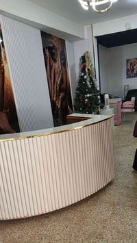 صالون مجهز كامل للايجار بسعر مناسب بغداد البلديات حي التراث  077450630...