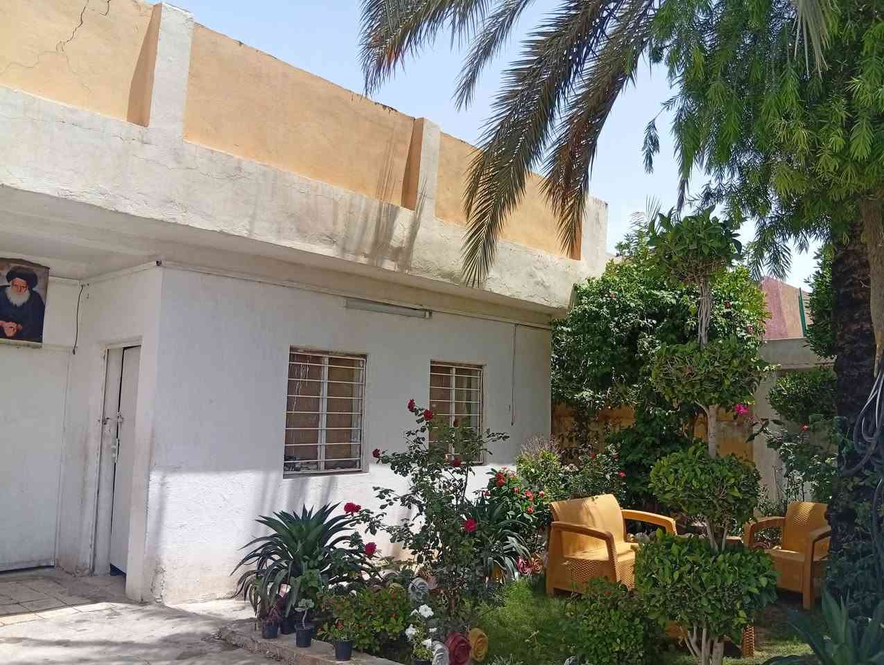 بيت للبيع دور النواب الظباط بي غرفتين نوم وصاله ومطبخ واستقبال وغرفه فوك وكراجين للسياره وحديقه اماميه وخلفيه الإتصال على الرقم ***********اسيا***********
#الجميع @إشارة

