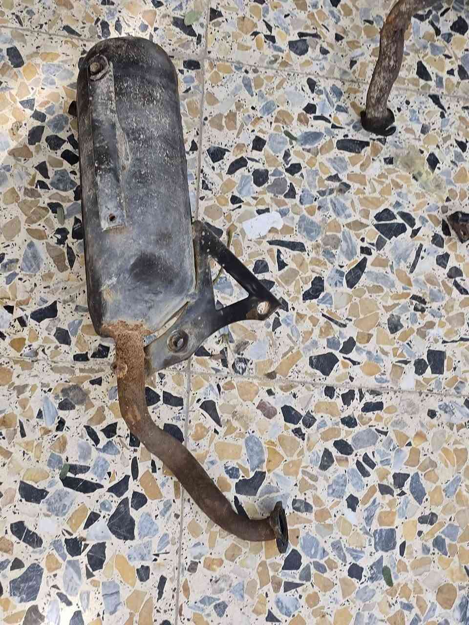 سلام عليكم غراض للبيع كلمن وسعره بسعر مناسب ***********
