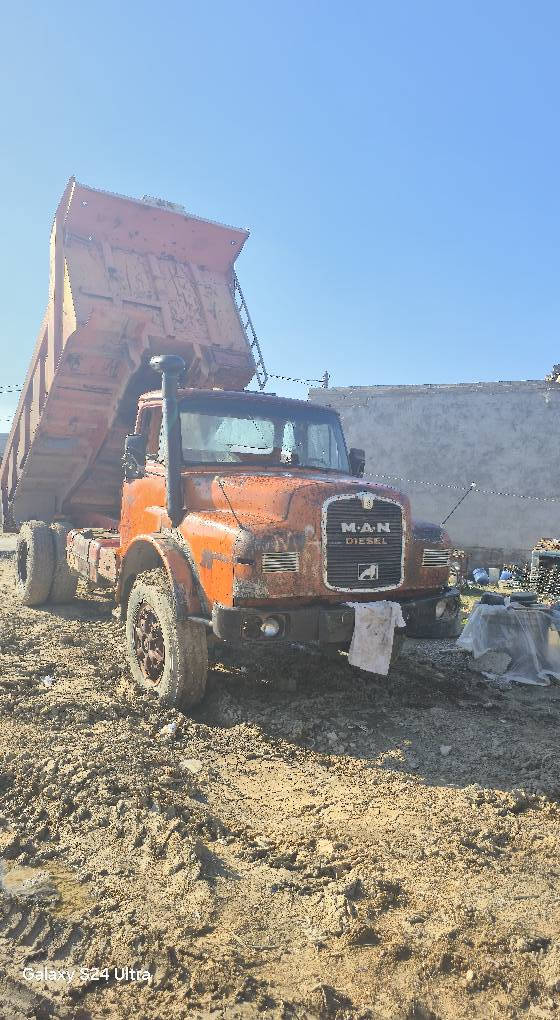 للبيع مان تك قلاب1982/مكينه جديده مالصقر99/شاصي كفاله
قماره مكفوله من الصبغ/بدي بلادي/السعر13مليون جاهزه للعمل
ديالى بعقوبه *********** ابومحمد.
