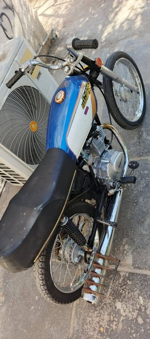 سلام عليكم دراجه يراني نامه موديل. 15جديده وراق شراي نتصل ***********يستفسار
