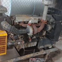 بيركنز • ١٠٠كيفي • صلاح الدين