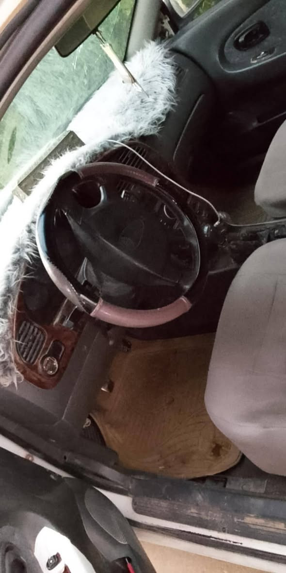 سبكترا خصوصي رقم ديالى مشروع وطني مديل 2000
سياره مال بيت ممتعوبه صبغ حزام الباقي كفاله ترايك للبصره السياره مابيها بس مشط 

مكان السياره صلاح الدين قرب جسر السنديه الرابط صلاح الدين وديالى 

السعر 45ورقه وبيها مجال بصيط تحويل مباشر من الشرعي ثاني يوم

*********** رقمي اتصل وتدلل
