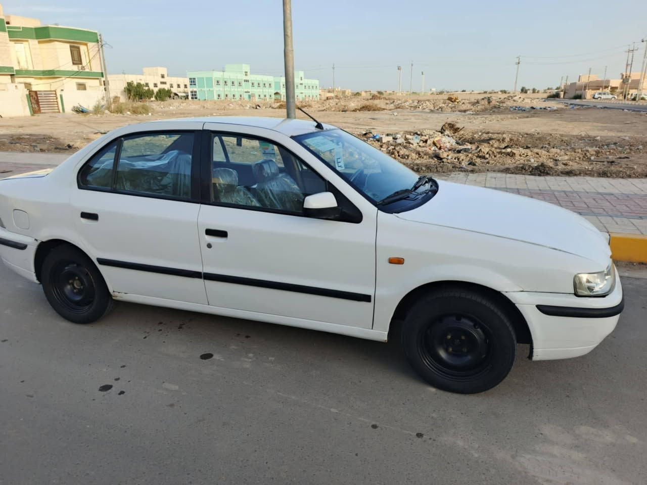 سلام عليكم للبيع سمند رقم ذي قار الماني مشروع وطني مكينه وكير جدد حداديه جديد تخم  تاير باتري جديد كهربائيات شغاله سياره جاهزة خير من الله ترايك وين ماتريد سعر 35 وبيه مجال مكاني ناصريه مركز شراي يتصل وبخدمته مكلف بنشر وهاذ رقم ***********
