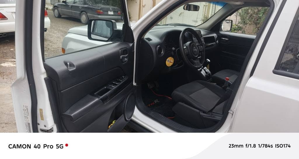 بەناوی خوای گەورە 
جێب پاتریۆت مۆدێل 2012
دەعامی بۆ دەعامی بێ بۆیاخ 
سەنەوی تا 2029تازەیە بەشەرتی تەحویل و وەکالە
چوار تایە و ویلی تازە 
گێڕ و مەکینە و ئەکسل و دەبڵ ئەکسل بەشەرت 
سەیارەی ماڵە هی مەعرەز نیە کامل سێرڤز کراوە
چوارجام کارەبایە و گێڕ ئۆتۆ و مانوەڵ 
ژمارە مۆبایل/***********
واتس ئەپ/*********** كالار, السليمانية
