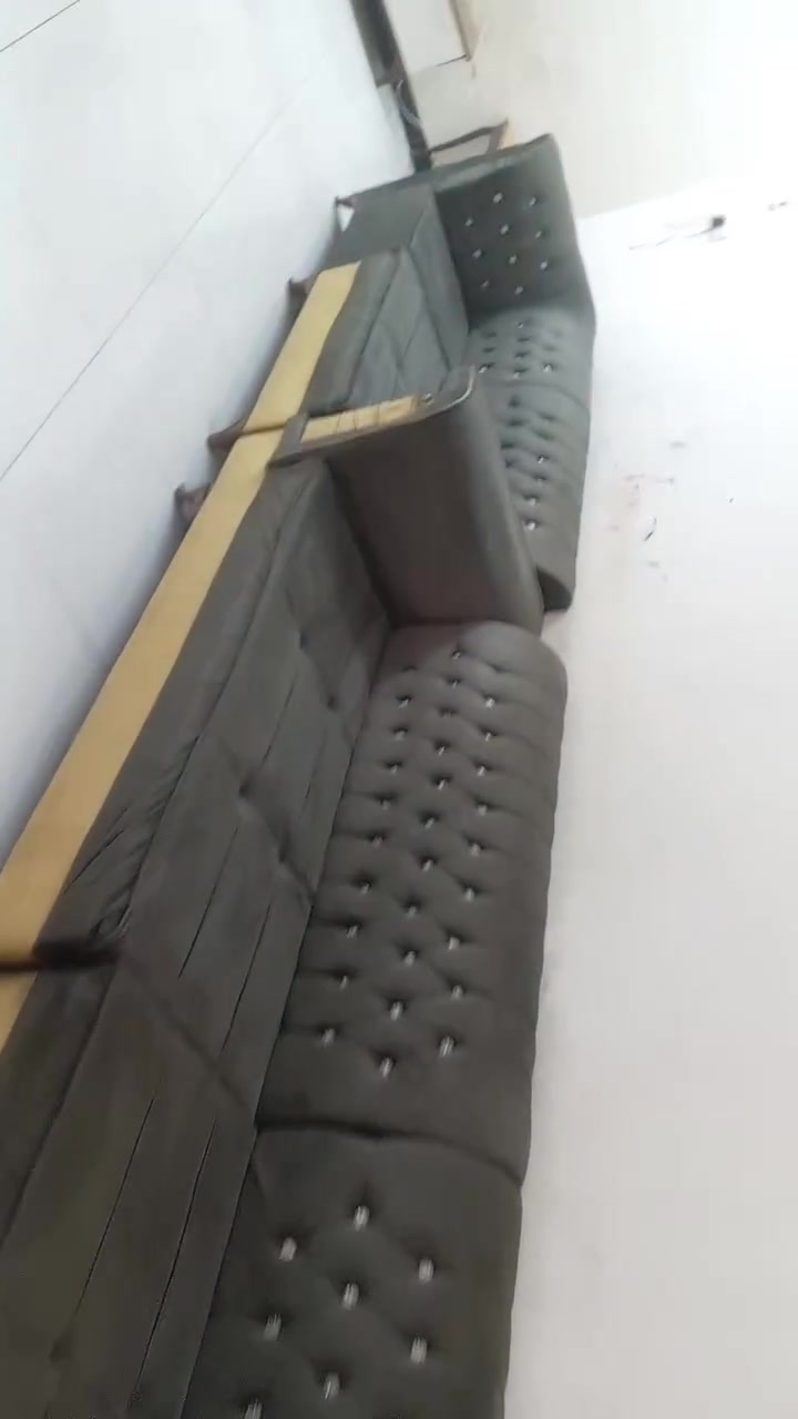 السلام عليكم
تخم ديوان للبيع
العنوان بغداد المحوديه


**إذا كنت صاحب هذا الإعلان وتريد حذفه لأي سبب، رجاءا أرسل رسالة إلى الدعم الفني**