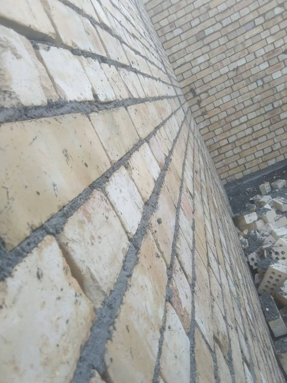 كادر بناء مصري شغل درجه اولى استلم مهندس نشتغل علي الدبل ونشتغل قطعي نشتغل بلوك وترمستون بأقل الأسعار للتواصل 
***********
وبي وتساب
