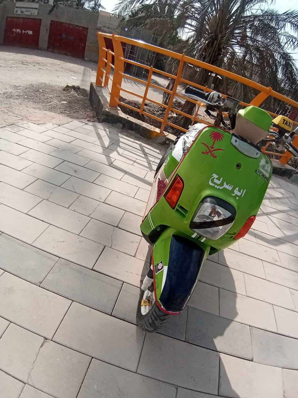 السلام عليكم دراجه بوليس مامفتوحه جهزه بكلشي كلشي شقال بيه شلعته تخبل السعر 800 وبيه مجال المكان المدينه بني منصور رقم الهاتف ***********
