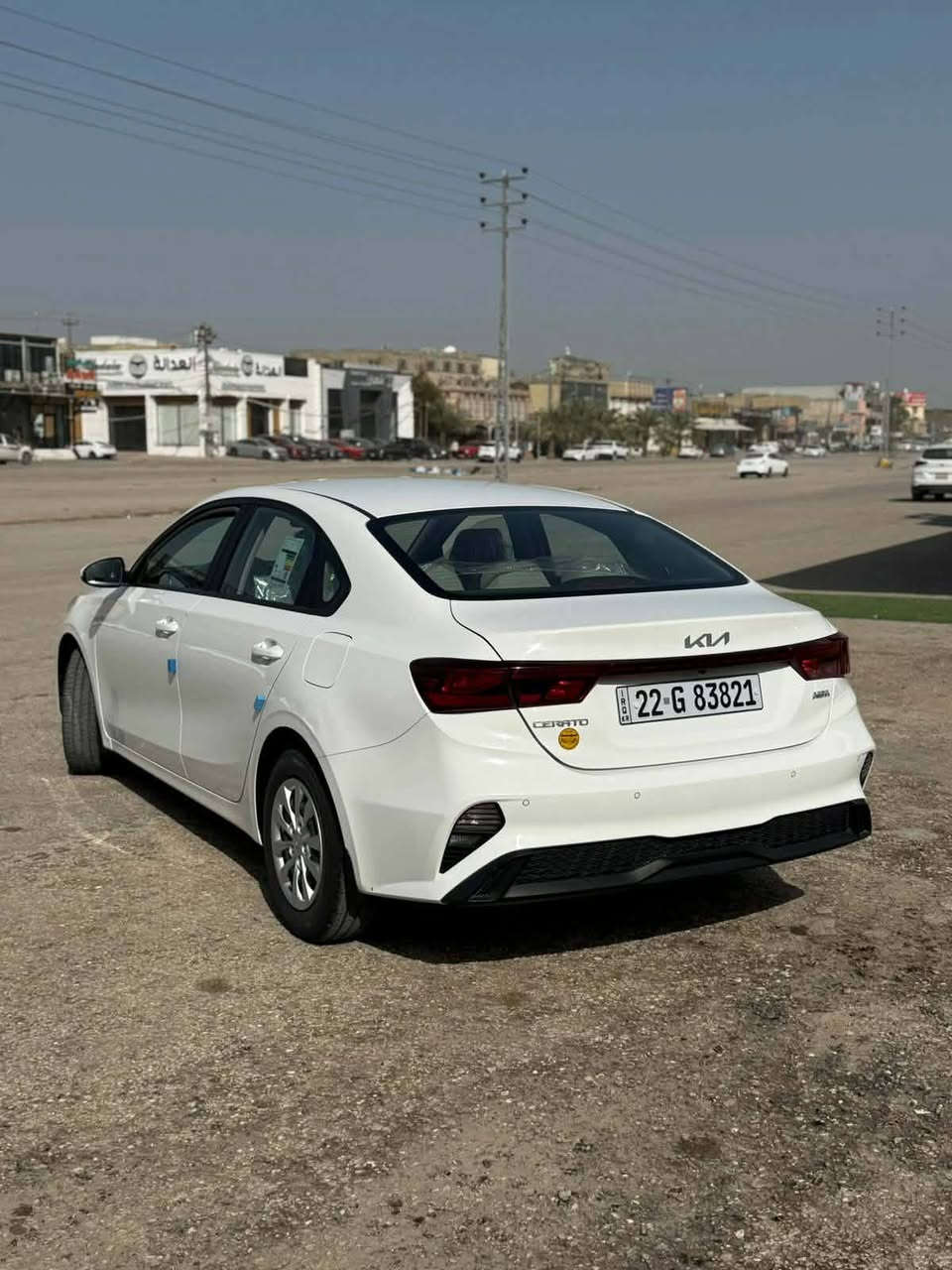 سيراتو موديل ٢٣ مكفوله من الصبغ بيه بعض الملاحضات مواصفات عاديه تبريد قطعتين محرك ١٦٠٠ رقم أربيل بسم شركه ماشيه ٢٢ الف مكان السياره نجف اسعر ١٦٥
رقم الهاتف ***********
