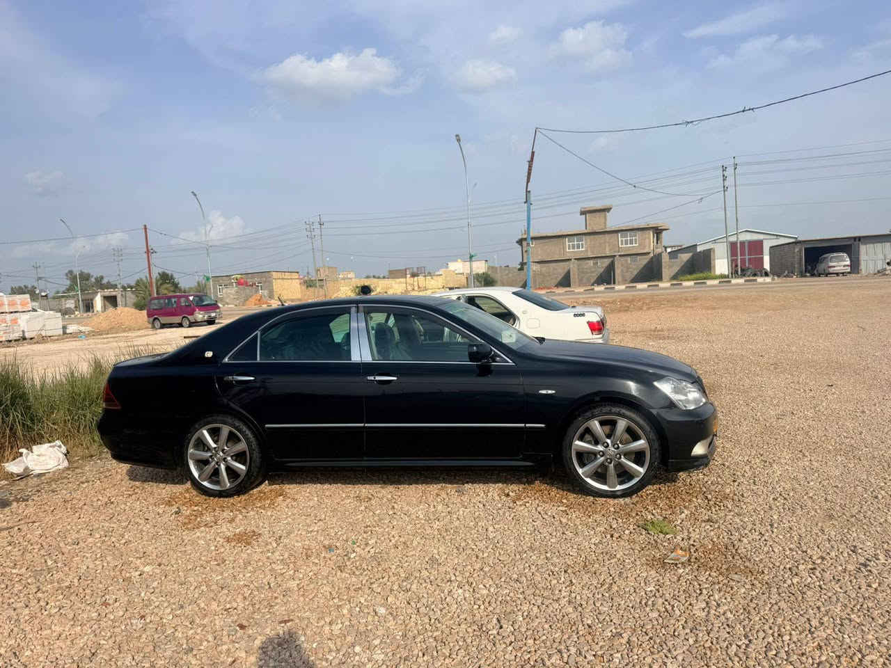 تيوتة كراون شاهين موديل 2006 سيارة كارتون تسجيل جديد بغداد بسمي كفالة @عامة شاصي 84  ***********
