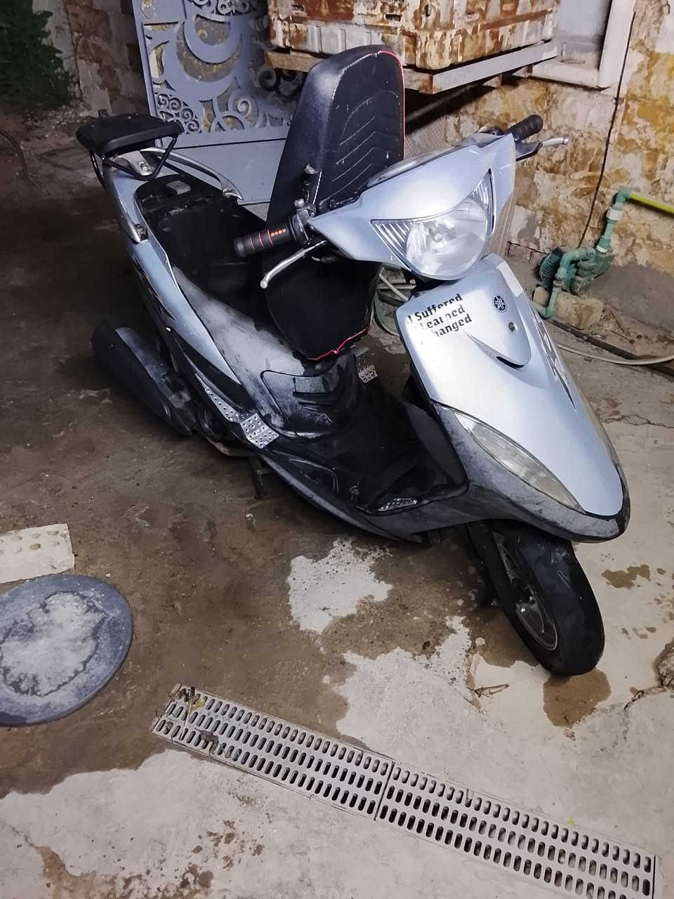 ماكس عدله للبيع كلها ختم واحد ويه المكينه كلها بلاديه كلها ملاح
شراي اتصل *********** وتساب 
العنوان بغداد شارع حيفا 
السعر 650 وبيها مجال
